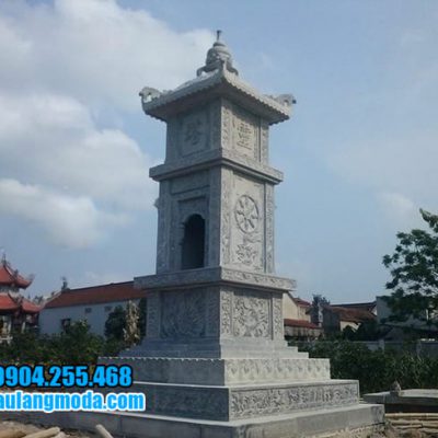 mộ tháp bằng đá tại Quảng Nam