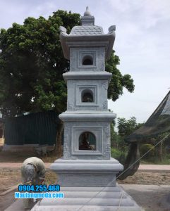 mộ tháp đá tại Đà Nẵng
