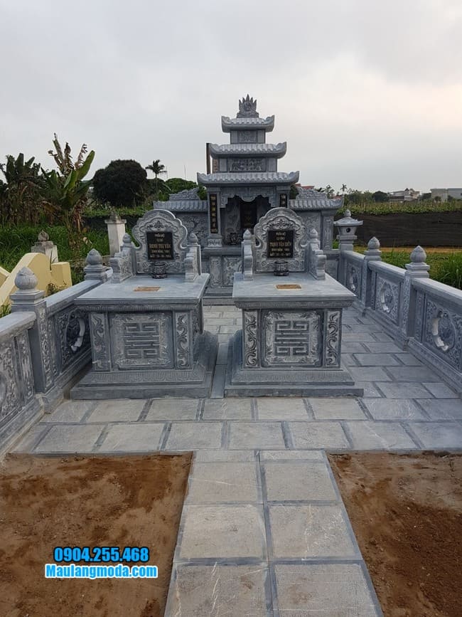 khu lăng mộ đá tại Quảng Bình