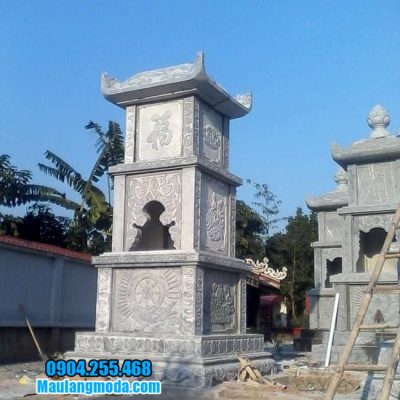 Mộ hình tháp phật giáo bằng đá tại Ninh Thuận