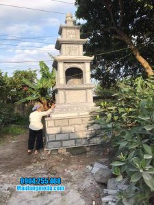 Xây tháp mộ đá tại Quy Nhơn