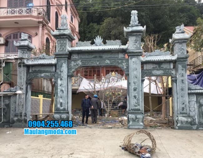 cổng nhà thờ họ bằng đá tại Lạng Sơn