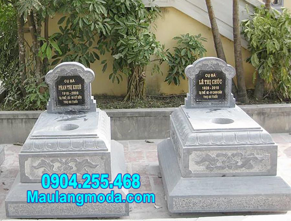 mộ đôi bằng đá tại Khánh Hòa