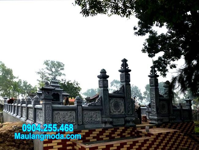 Lăng mộ đá tại Ninh Thuận