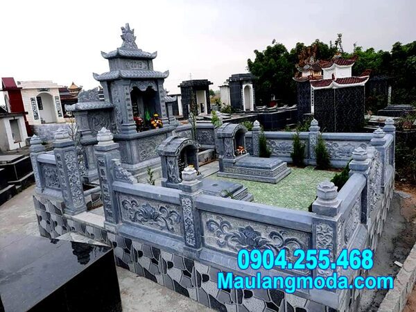 Lăng mộ đá tại Tiền Giang